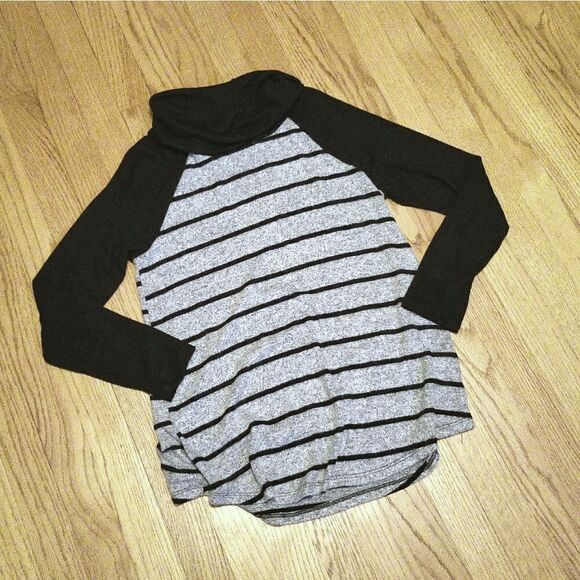 Snuggly Striped Tee - Picture 2 of 7